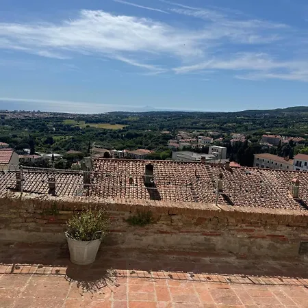 Casa Patrizia Nel Castello Lägenhet *