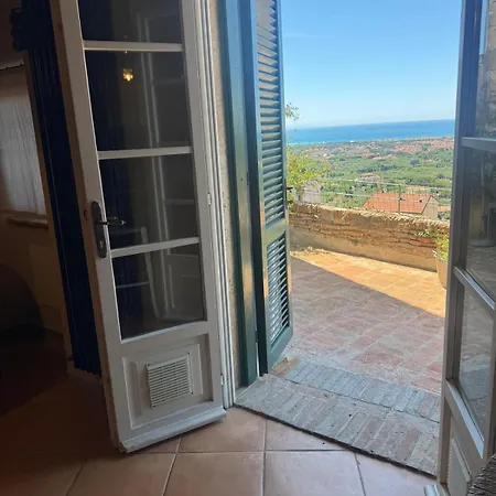 아파트 Casa Patrizia Nel Castello