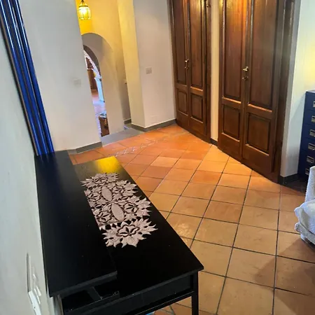 Casa Patrizia Nel Castello 아파트 로시냐노 마리티모